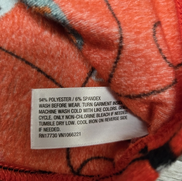 Cat & Jack snuggly soft Christmas string  lights pajamas - Picture 6 of 6